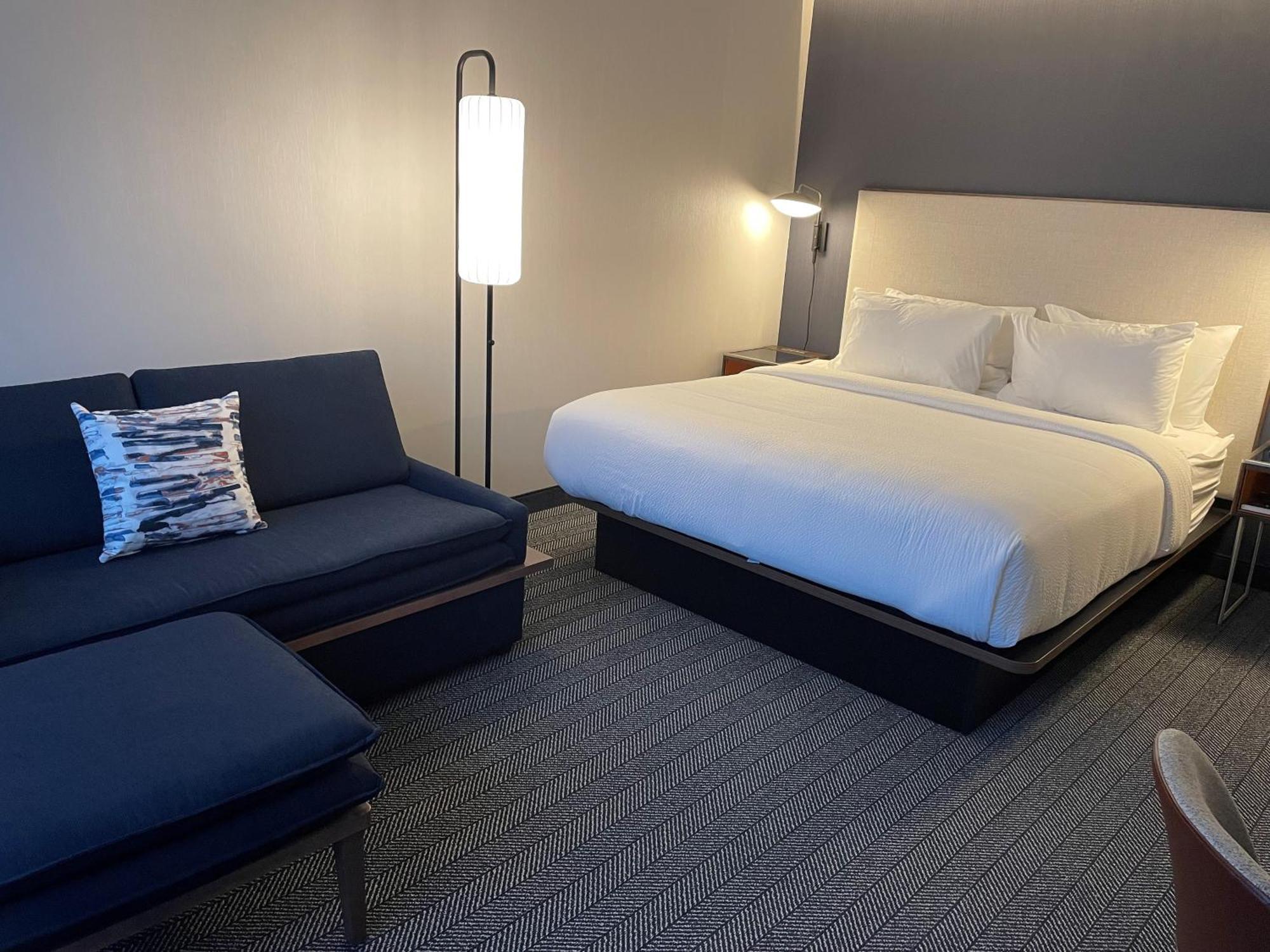 Courtyard Midtown Hotel Montréal